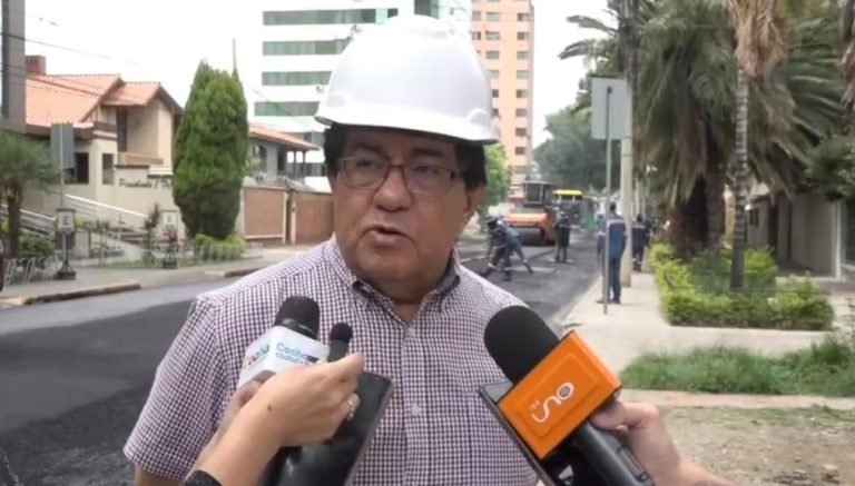 OBRAS PÚBLICAS REDOBLA ESFUERZOS EN EL RECARPETEADO DE VÍAS EN COCHABAMBA 7 WhatsApp Image 2025 12 01 at 4.02.37 PM 2 e1764623405424